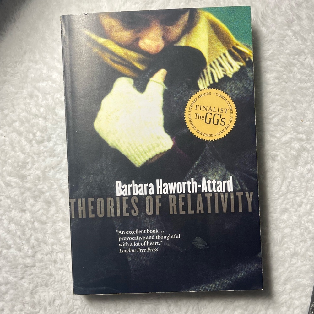 Book Bundle - Picture 4 of 7
